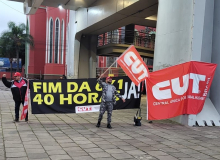 CUT-RS ocupa as ruas e intensifica pressão pelo fim da escala 6x1
