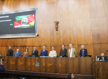 Assembleia Legislativa presta homenagem aos trabalhadores em sessão solene
