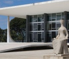 STF pode retomar julgamento sobre o piso nas carreiras do magistério