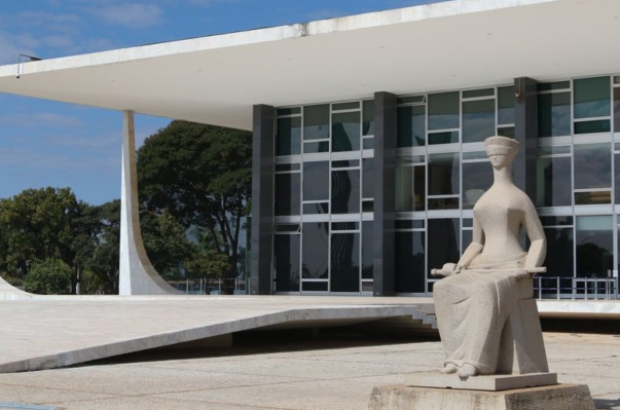 STF pode retomar julgamento sobre o piso nas carreiras do magistério