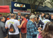 Greve dos empregados da Caixa: entenda pelo que a categoria luta