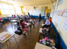 Fim da gestão democrática em escolas: prefeitura de POA destitui diretores aprovados