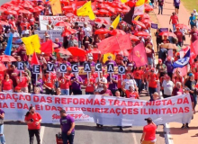 CUT-RS cobra por MP da ultratividade em marcha com milhares de trabalhadores e trabalhadoras em Brasília